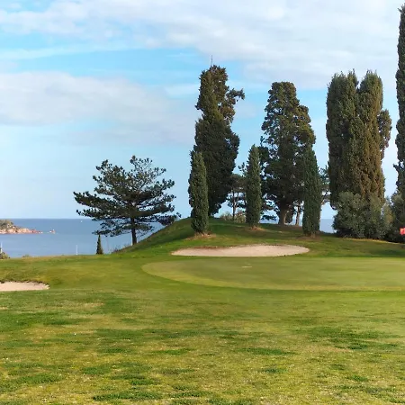 Apartment Superbe Avec Vue Et Piscine Saint-Raphaël