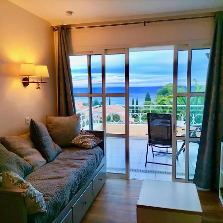 Superbe Avec Vue Et Piscine Appartement