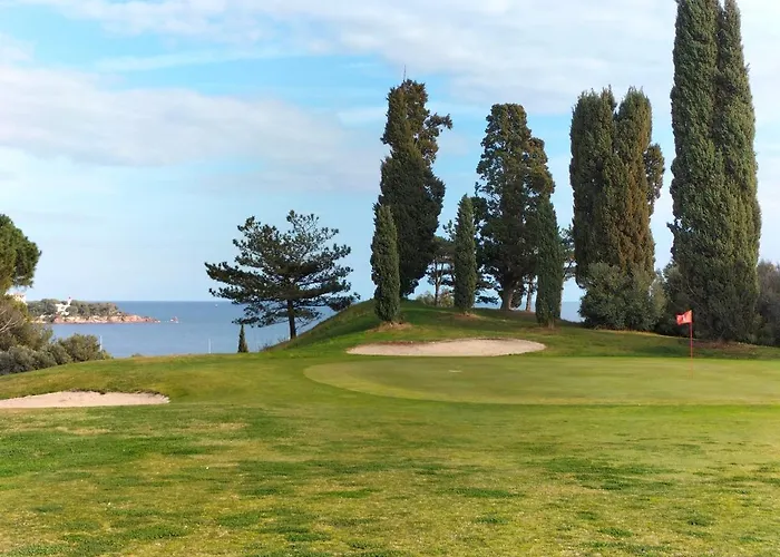 아파트 Superbe Avec Vue Et Piscine Saint-Raphaël